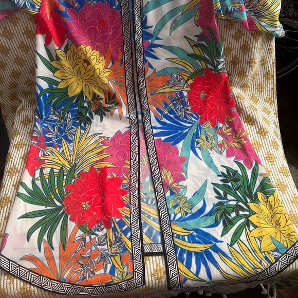 Floral Kimono - Small - Picture 4 of 5